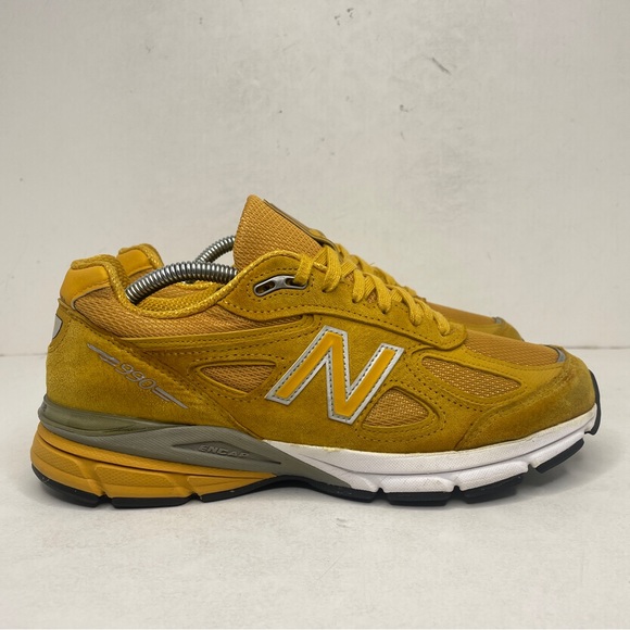 New Balance 990v4 “Yellow” - Picture 4 of 13